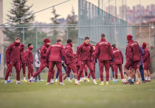 Mathias Lovik, Trabzonspor&rsquo;da ilk antrenmanına &ccedil;ıktı
