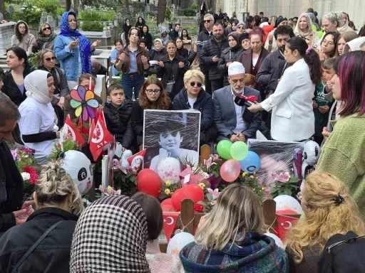Mattia Ahmet Minguzzi doğum g&uuml;n&uuml;nde mezarı başında anıldı
