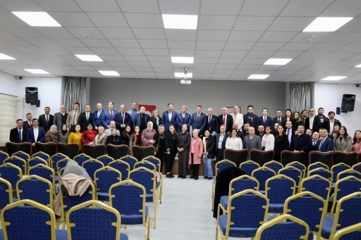 MEB &Ouml;zel &Ouml;ğretim Genel M&uuml;d&uuml;r&uuml; G&uuml;ner, Bilecik&rsquo;te &ouml;zel okullarla bir araya geldi
