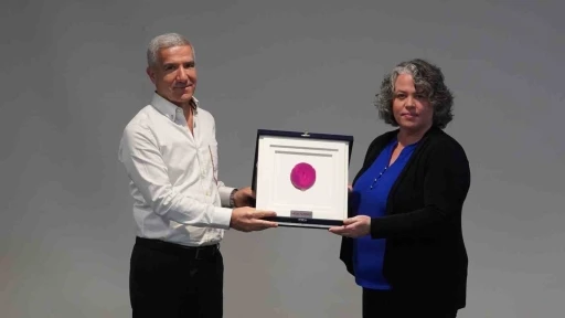 Medical Point Hastanesi ve Stanford Üniversitesi arasında bilimsel iş birliği
