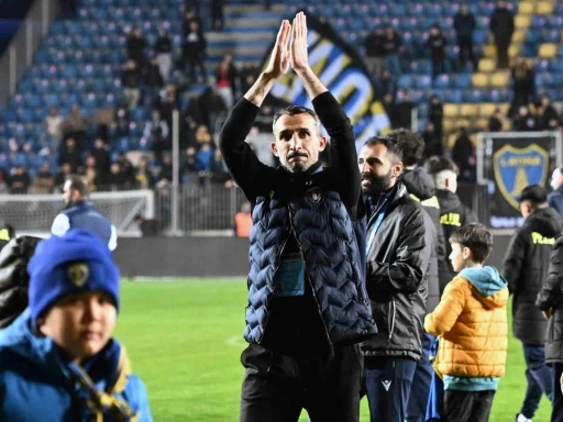 Mehmet Topal’ın takımı Petrolul’den ’özel’ galibiyet
