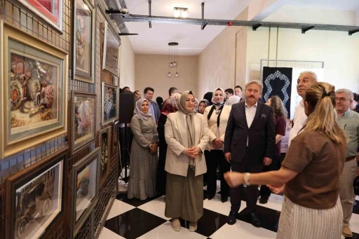 Melikgazi Belediyesi&rsquo;nin kurslarındaki bir yıllık emek g&ouml;r&uuml;c&uuml;ye &ccedil;ıktı
