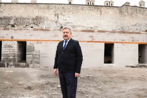 Melikgazi’nin modern yapısı tarihi dokuyla harmanlanıyor
