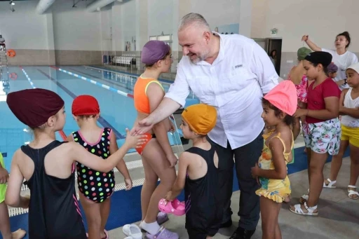 Menemen’de çocuklar kanalda değil, havuzda yüzecek

