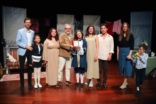 JULİET VE ROMEO SAHNEDE