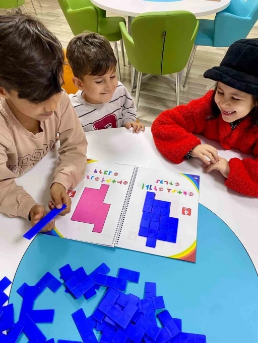 Menteşe&rsquo;de &ccedil;ocuklar zeka oyunları ile yeteneklerini keşfediyor
