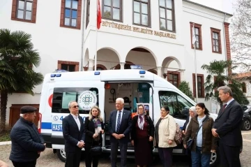 Merhum Özbay ailesinden Büyükşehir’e hasta nakil ambulans bağışı