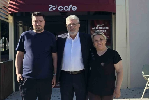 Merih Demiral kafe a&ccedil;tı, şehit ailelerine her şey &uuml;cretsiz oldu

