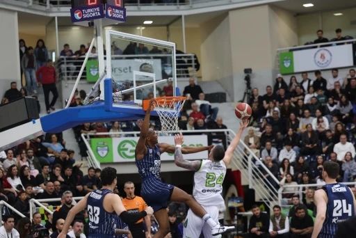 Merkezefendi Basket seriyi s&uuml;rd&uuml;rmek istiyor
