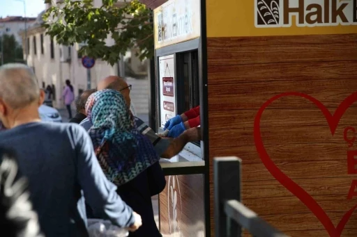 Merkezefendi Belediyesi Halk Ekmek b&uuml;feleri Ramazan ayında da hizmette

