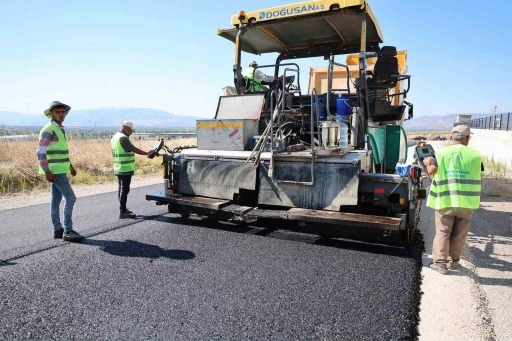 Merkezefendi&rsquo;de 68 milyon TL&rsquo;lik yol ve kavşak yatırımı başladı
