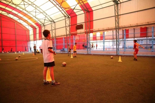 Merkezefendi’de Yaz Spor Okulları için kayıtlar sürüyor
