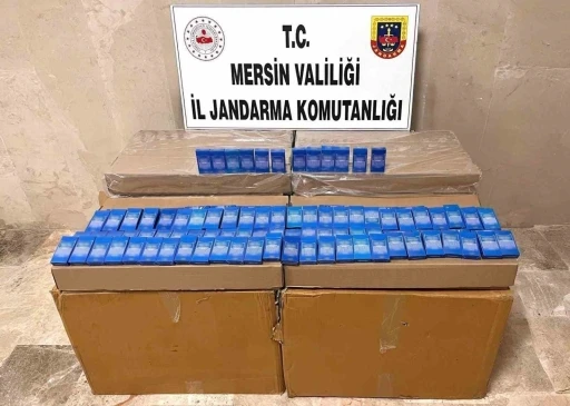 Mersin&rsquo;de 10 bin 500 paket ka&ccedil;ak sigara ele ge&ccedil;irildi
