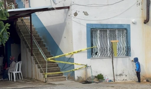 Mersin&rsquo;de 2 kardeşin &ouml;l&uuml;m nedenini &rsquo;toksikolojik ve histopatolojik&rsquo; inceleme belirleyecek

