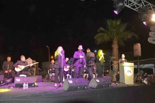 Mersin&rsquo;de Aşık Sıdki Baba, t&uuml;rk&uuml; ve semahlarla anıldı
