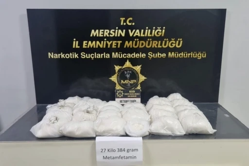 Mersin&rsquo;de depoya baskın: 27 kilodan fazla metamfetamin ele ge&ccedil;irildi
