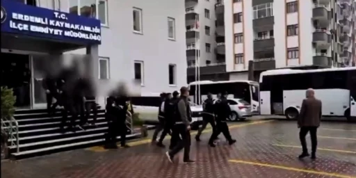 Mersin&rsquo;de fuhuş operasyonu: 13 tutuklama
