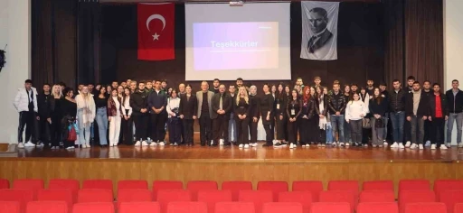 Mersin&rsquo;de gen&ccedil;lere y&ouml;nelik yeni kariyer projeleri tanıtıldı
