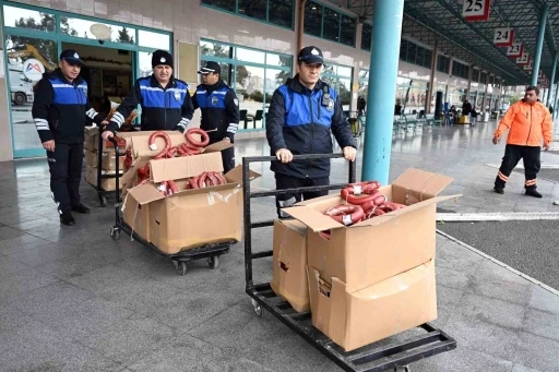 Mersin&rsquo;de halk sağlığını tehdit eden gıdalara ge&ccedil;it verilmedi
