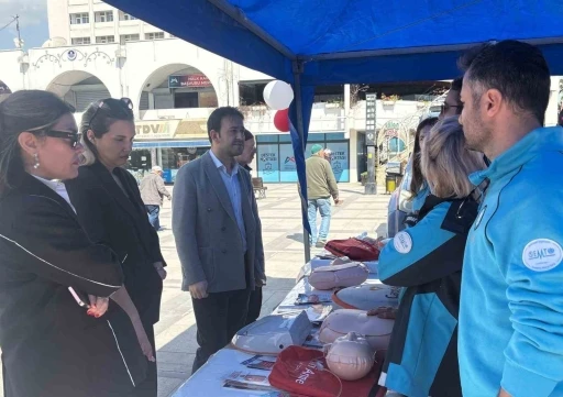 Mersin&rsquo;de Ramazan&rsquo;a &ouml;zel sağlık bilgilendirmesi
