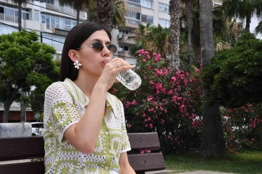 Mersin&rsquo;de uzmanlardan aşırı sıcaklara karşı uyarılar
