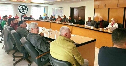 Mersin&rsquo;de zeytinyağı ve sofralık zeytin &uuml;retimi bilgilendirme toplantısı
