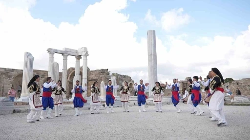 Mersin ekibi Manavgat’ta festivale katıldı
