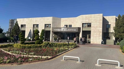 Mersin&rsquo;in Yenişehir Belediyesi&rsquo;ne yolsuzluk operasyonu: 30 g&ouml;zaltı kararı
