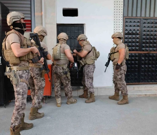 Mersin merkezli yasa dışı bahis operasyonunda 67 g&ouml;zaltı
