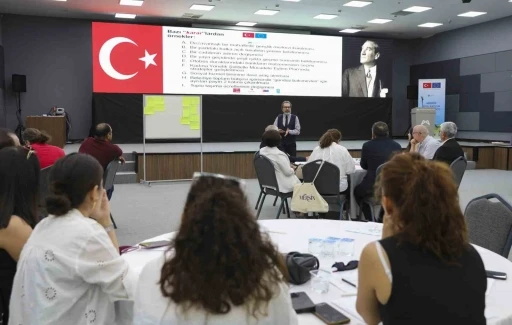 Mersin, sivil katılımda öncü kentlerden biri oluyor
