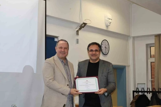 Mesleğin ustası &ouml;ğrencilerle tecr&uuml;belerini paylaştı

