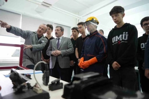 Mesleki eğitimde bir ilk: &rsquo;Elektrikli Ara&ccedil;lar Eğitim Merkezi&rsquo; Samsun&rsquo;da kuruldu
