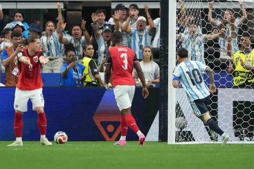 Messi, D&uuml;nya Kupası tarihinin en golc&uuml; ismi oldu
