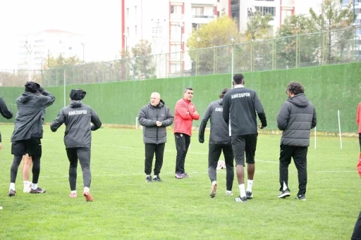 Mesut Bakkal: "S&uuml;per Lig&rsquo;e &ccedil;ıkmak i&ccedil;in &ccedil;ok az bir zamanımız kaldı"
