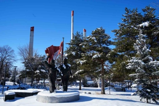 Meteorolojiden b&ouml;lge i&ccedil;in  kuvvetli yağış, r&uuml;zgar, buzlanma ve &ccedil;ığ uyarısı

