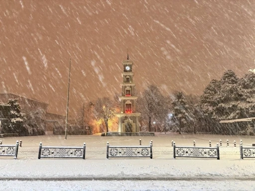 Meteorolojiden kar ve &ccedil;ığ uyarısı
