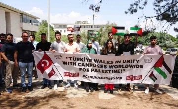 MEÜ’de bir grup öğrenci, İsrail’in Gazze’ye yönelik saldırılarını protesto etti
