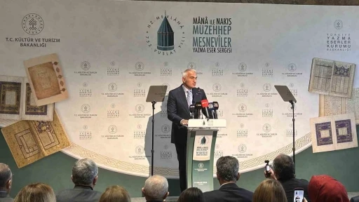 Mevlana’nın 7 asırlık Mesnevi mirası &quot;Mana ve Nakış: Müzehhep Mesneviler Yazma Eser&quot; sergisinde anlatıldı
