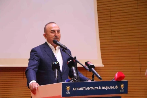 Mevlüt Çavuşoğlu: &quot;Alanya-Antalya otobanında çalışmalar başladı&quot;
