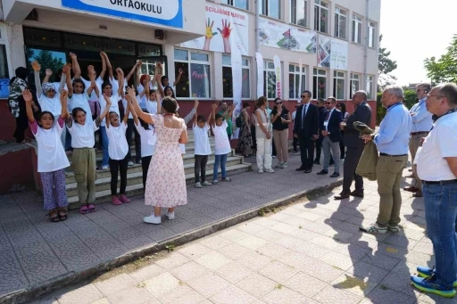 Mevsimlik tarım işçilerinin çocuklarına sağlık taraması
