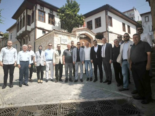 MHP Bursa&rsquo;dan Gemlik &ccedil;ıkarması
