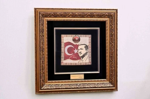 MHP Genel Başkanı Bahçeli’den Cumhurbaşkanı Erdoğan’a hediye