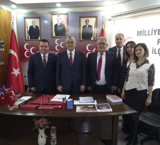 MHP&rsquo;li Ak&ccedil;ay: "CHP cinnet ge&ccedil;iriyor"

