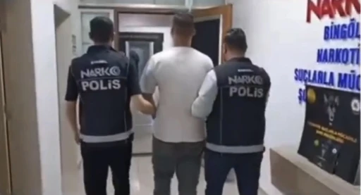 Mide ve bağırsaklarında uyuşturucu ele ge&ccedil;irilen 3 ş&uuml;pheli tutuklandı
