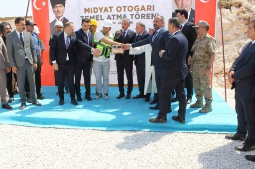 Midyat&rsquo;ta modern otogarın temeli atıldı
