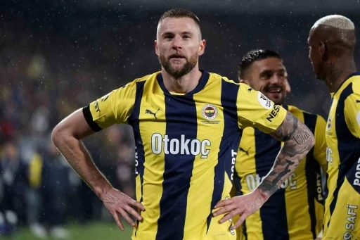 Milan Skriniar, üst üste 2 lig maçında gol sevinci yaşadı
