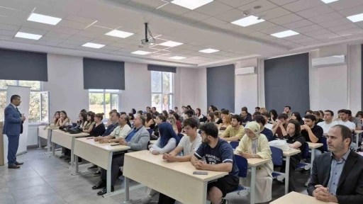 Milas Veteriner Fak&uuml;ltesi&rsquo;nde &lsquo;Ailem benim her şeyim&rsquo; paneli
