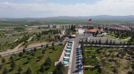 Millet bah&ccedil;esiyle il&ccedil;enin &ccedil;ehresi değişti
