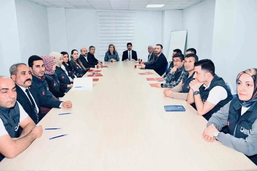 Milletvekili &Ouml;lmeztoprak&rsquo;dan hem kurumlara, hem millete yakın temas