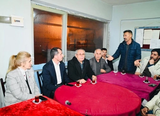 Milletvekili &Ouml;lmeztoprak g&ouml;n&uuml;llere dokundu
